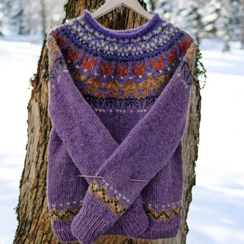 Mira – Warm jumper with traditionally woven shoulder detail