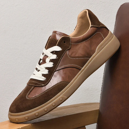 THE CLASSIC LEATHER SHOES